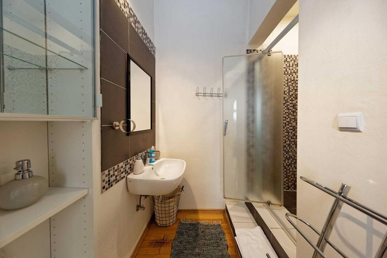 Peter'S Tower Apartments Prag Dış mekan fotoğraf