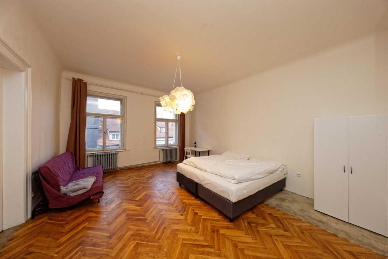 Peter'S Tower Apartments Prag Dış mekan fotoğraf