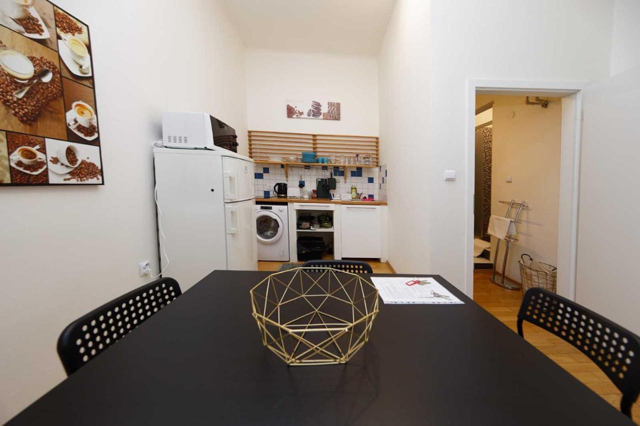 Peter'S Tower Apartments Prag Dış mekan fotoğraf