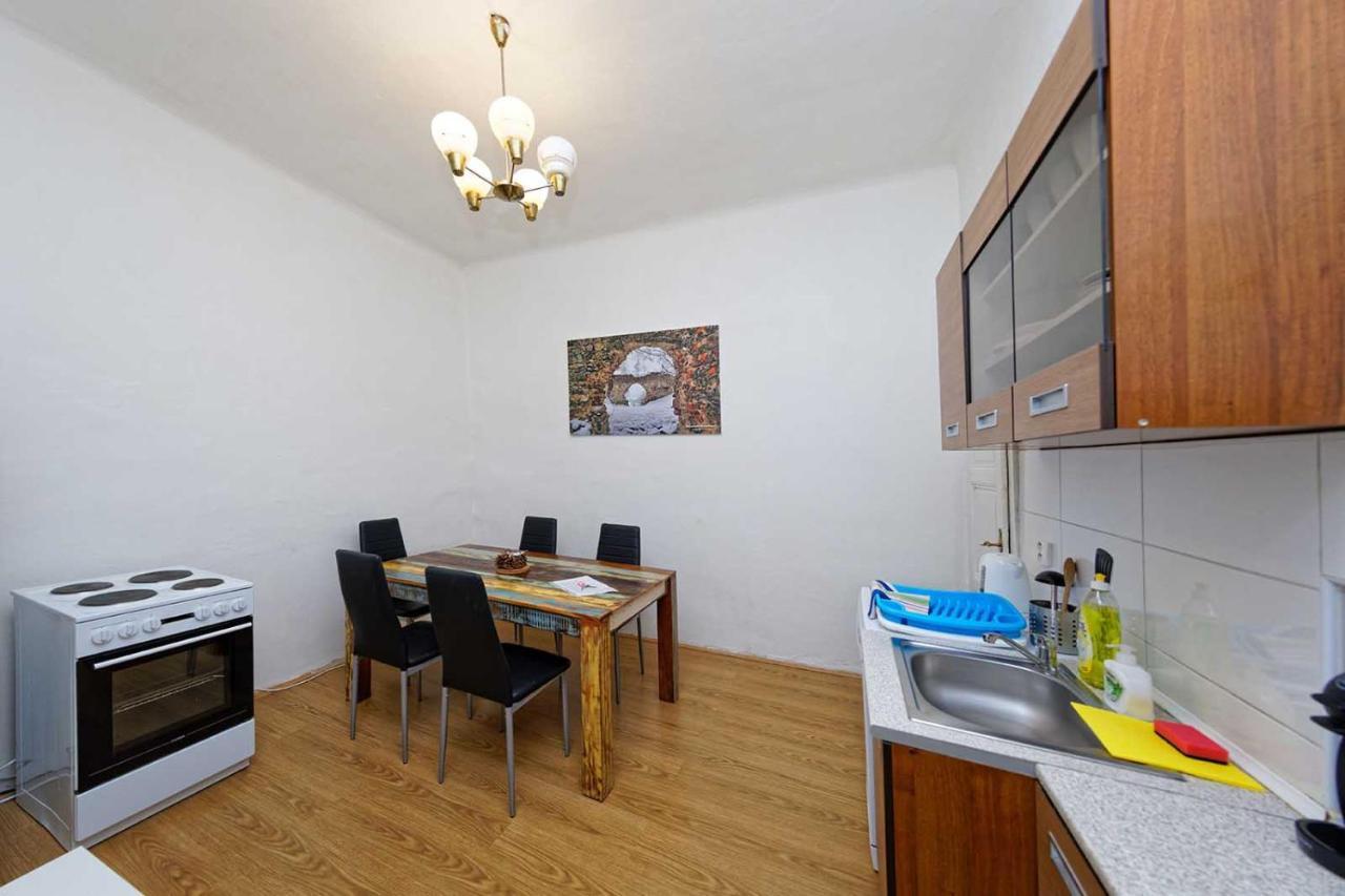 Peter'S Tower Apartments Prag Dış mekan fotoğraf