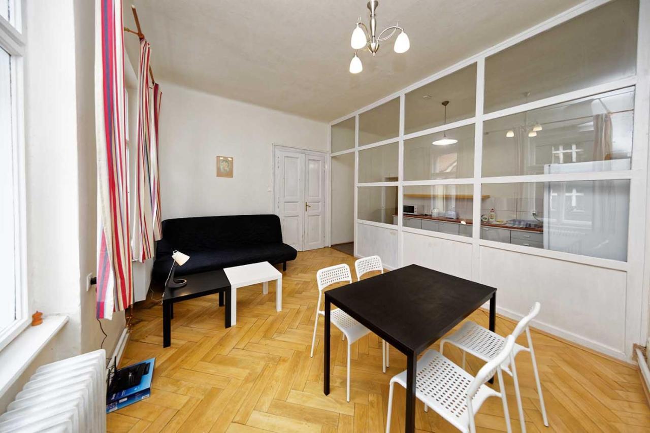 Peter'S Tower Apartments Prag Dış mekan fotoğraf