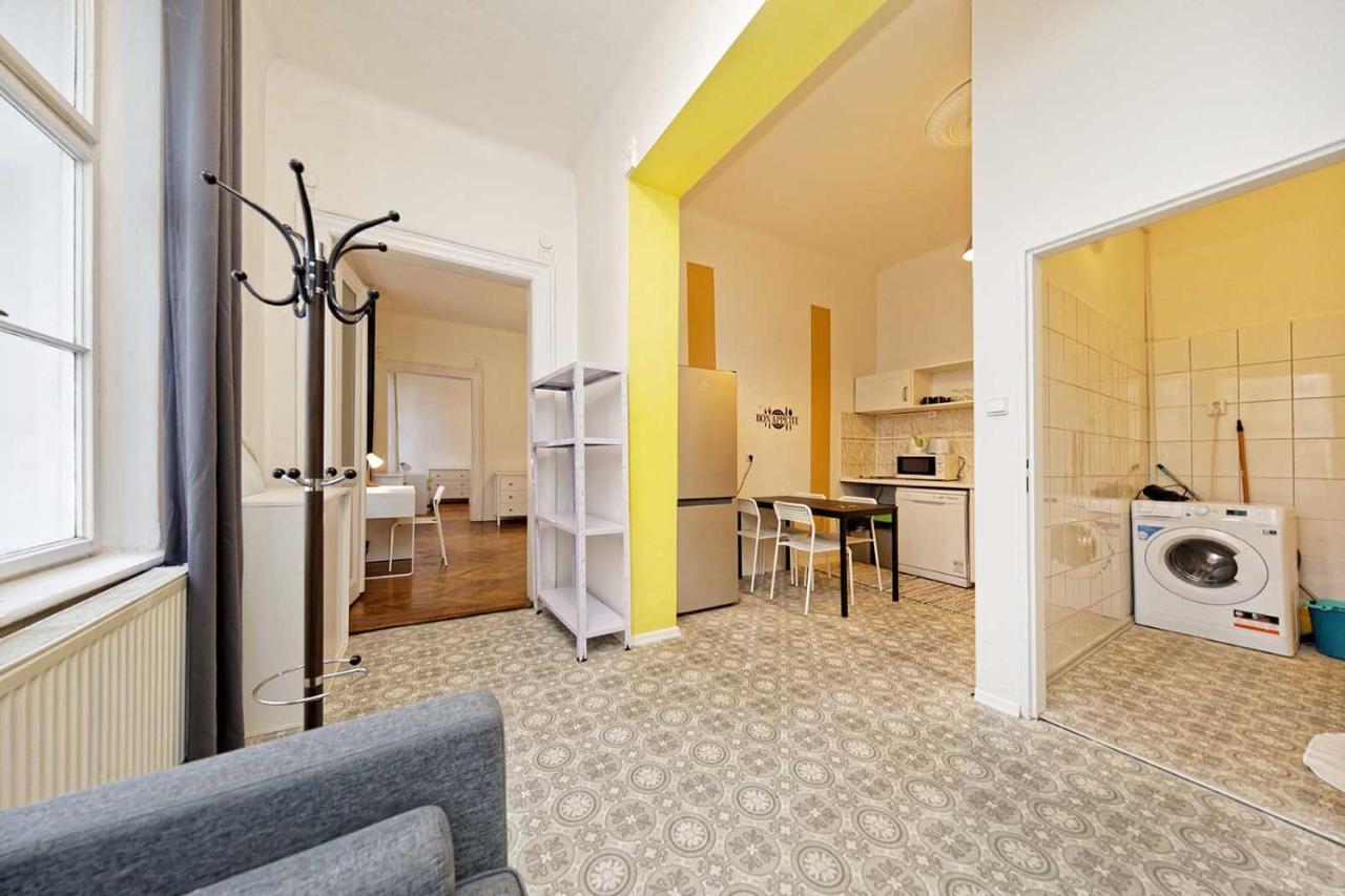 Peter'S Tower Apartments Prag Dış mekan fotoğraf