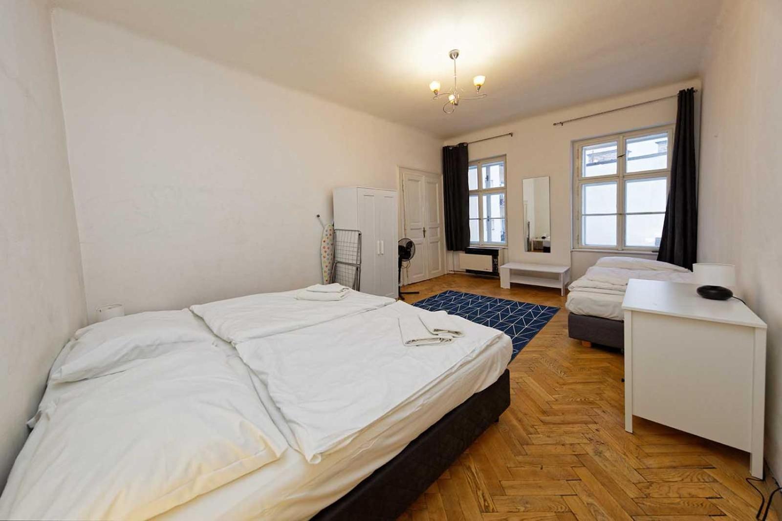 Peter'S Tower Apartments Prag Dış mekan fotoğraf